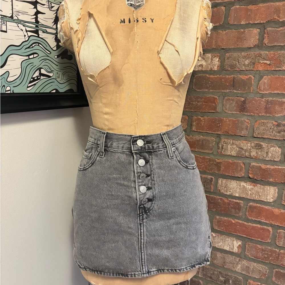 Levi's Gray Button-Up Denim Mini Skirt
